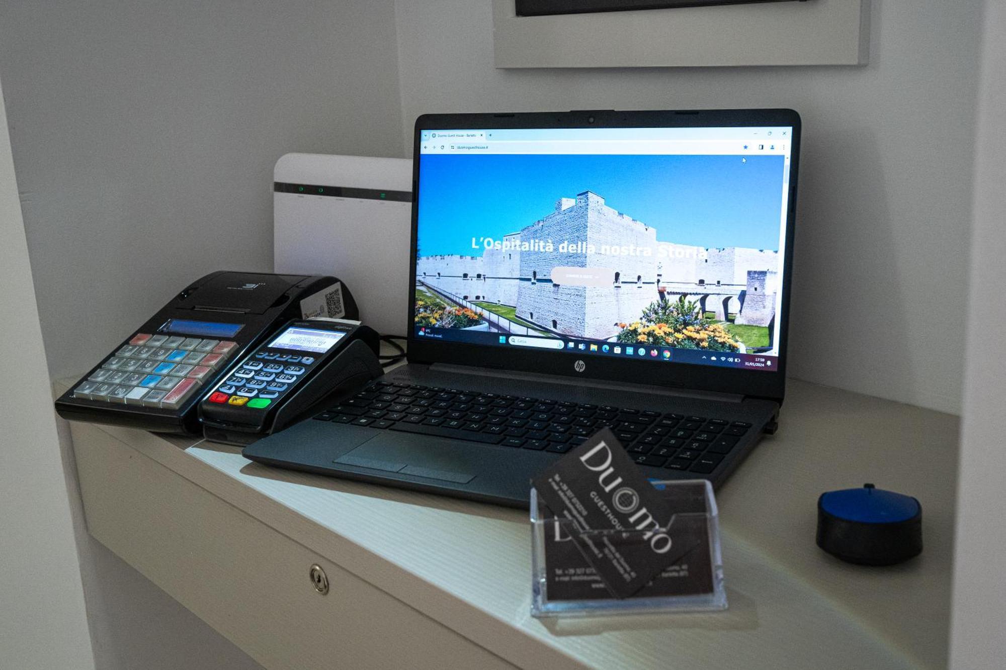 Duomo Guest House Μπαρλέτα Εξωτερικό φωτογραφία