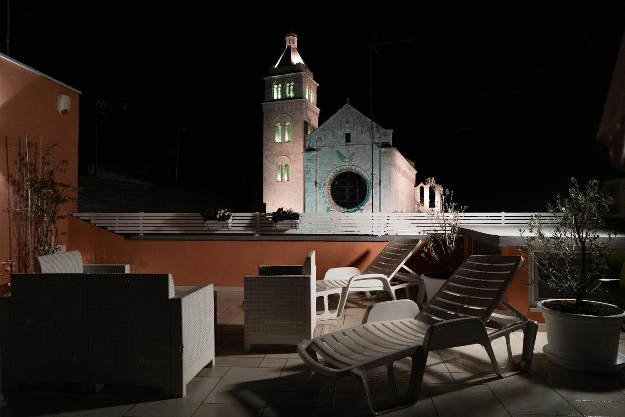 Duomo Guest House Μπαρλέτα Εξωτερικό φωτογραφία