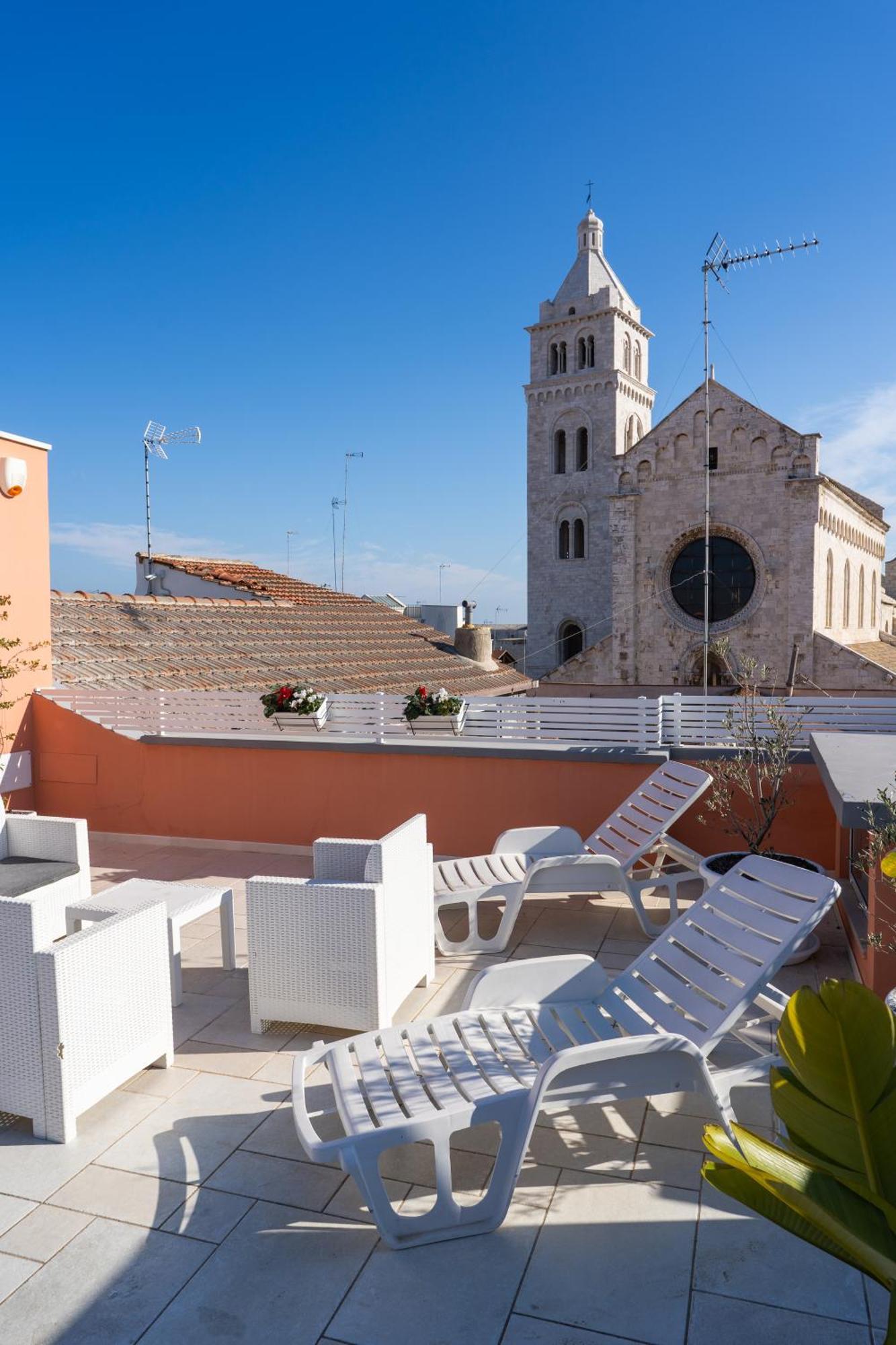 Duomo Guest House Μπαρλέτα Εξωτερικό φωτογραφία