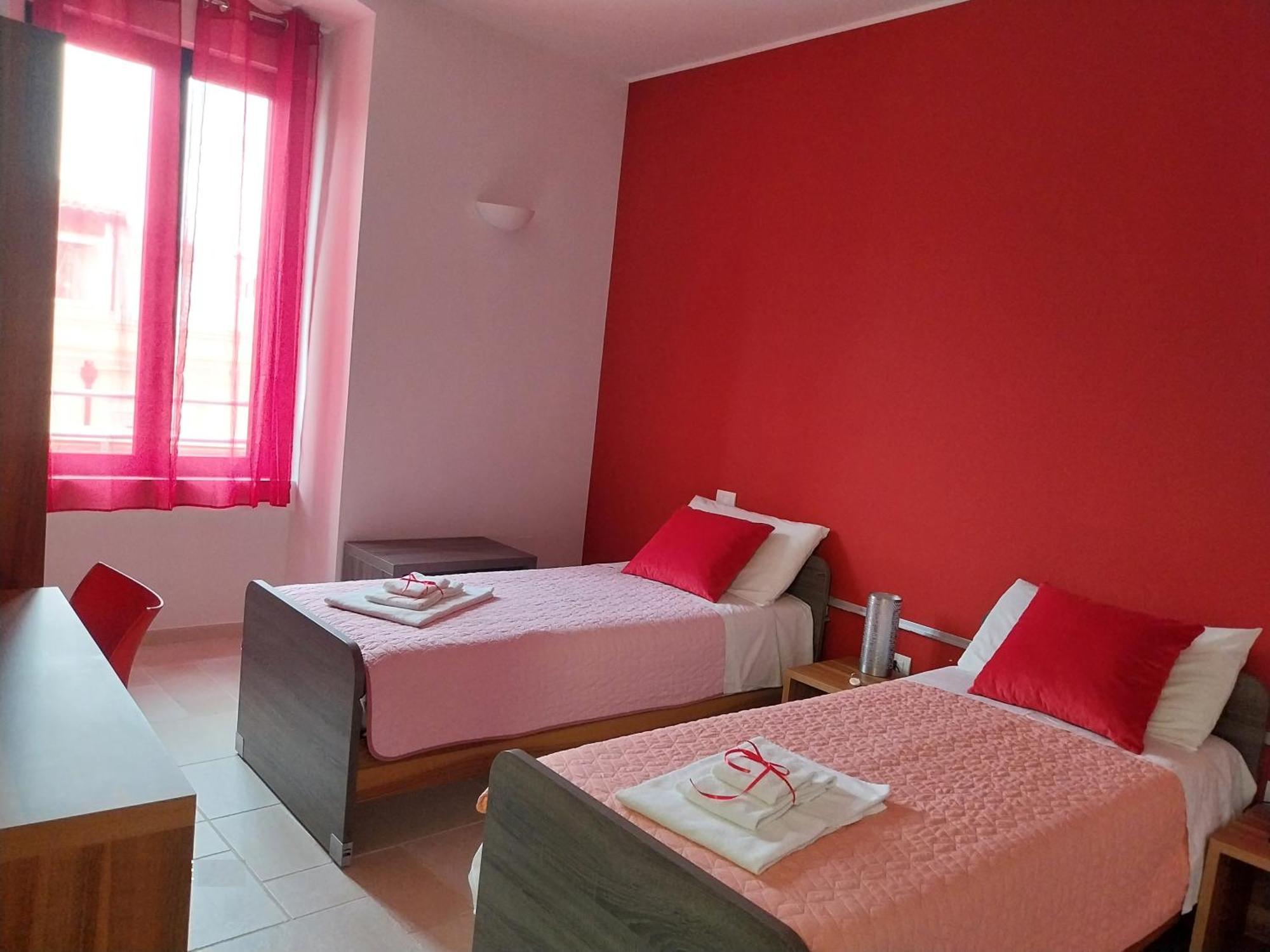 Duomo Guest House Μπαρλέτα Εξωτερικό φωτογραφία
