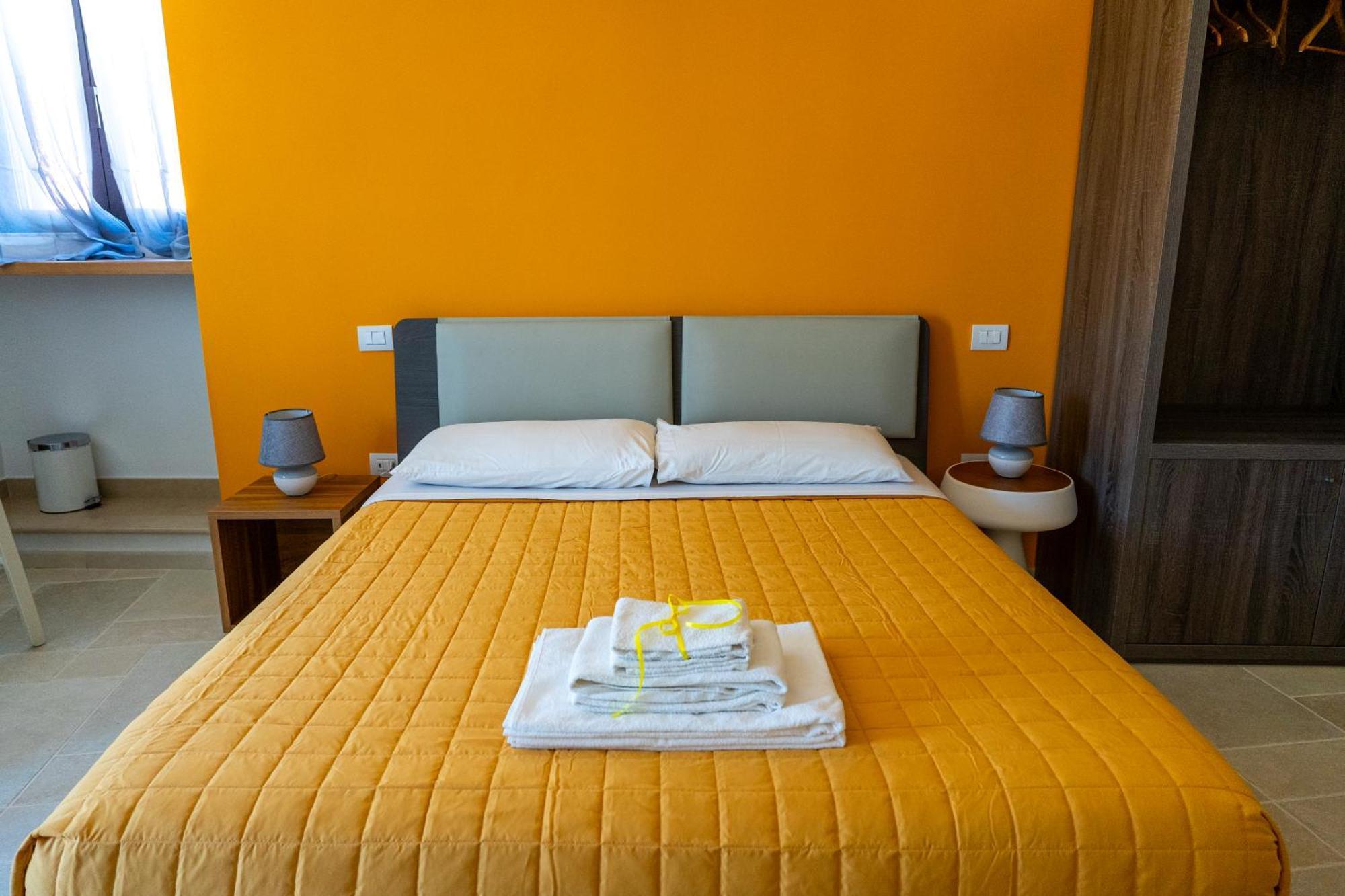 Duomo Guest House Μπαρλέτα Δωμάτιο φωτογραφία
