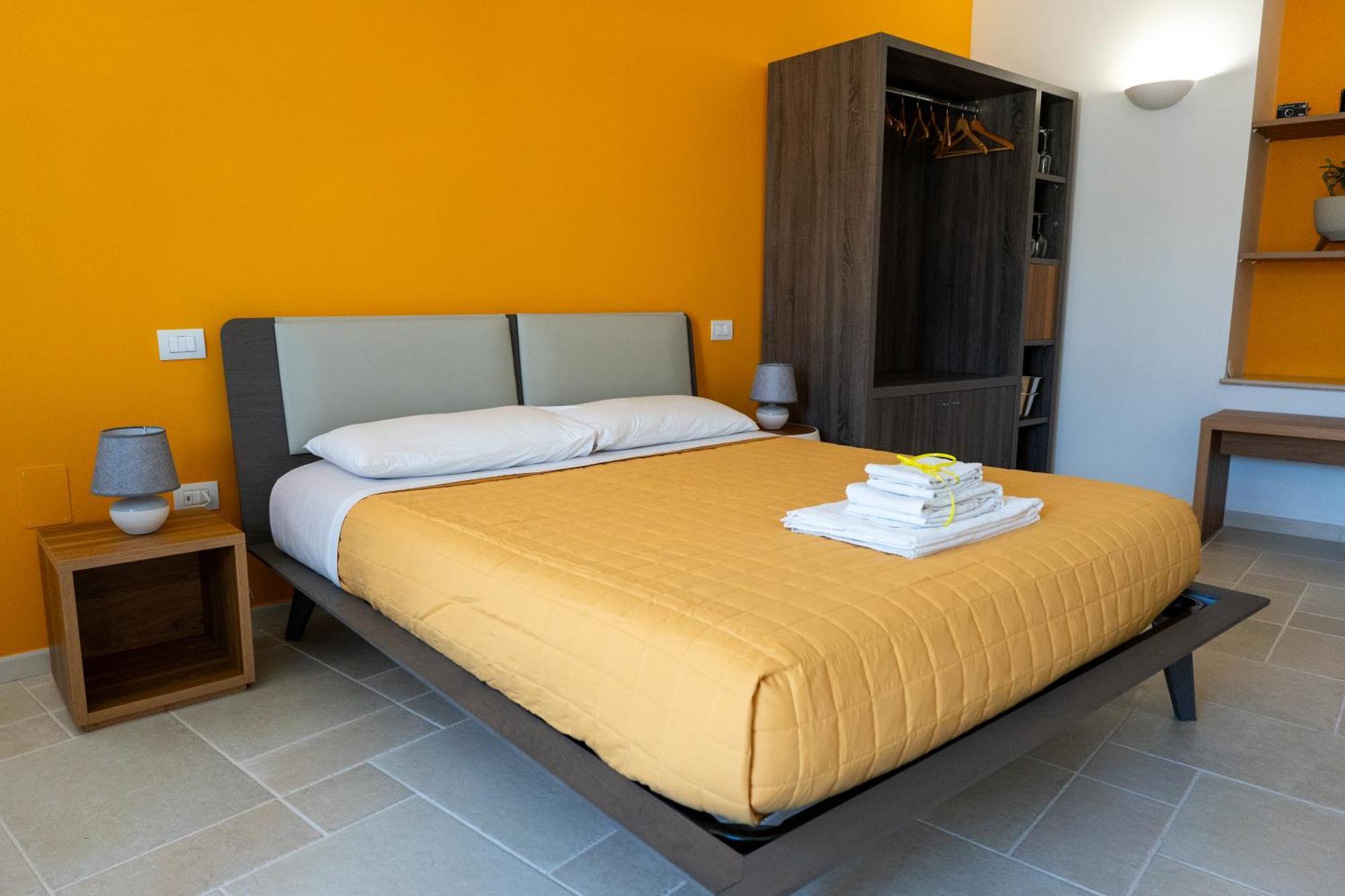 Duomo Guest House Μπαρλέτα Δωμάτιο φωτογραφία